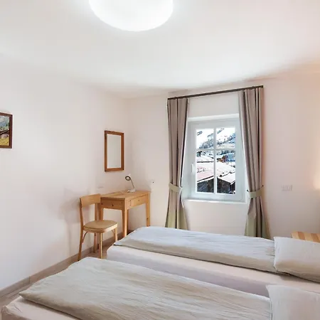 Gg 4 Apartment